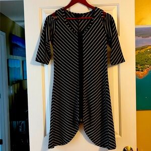 Unique style black & white dress